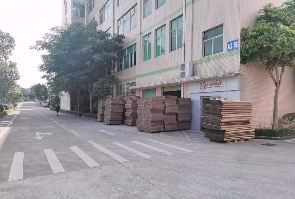 松岗原房东一楼1780平米高是米可办环保