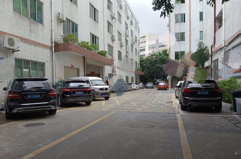 固戌原房东楼上330平，带办公室车间仓库