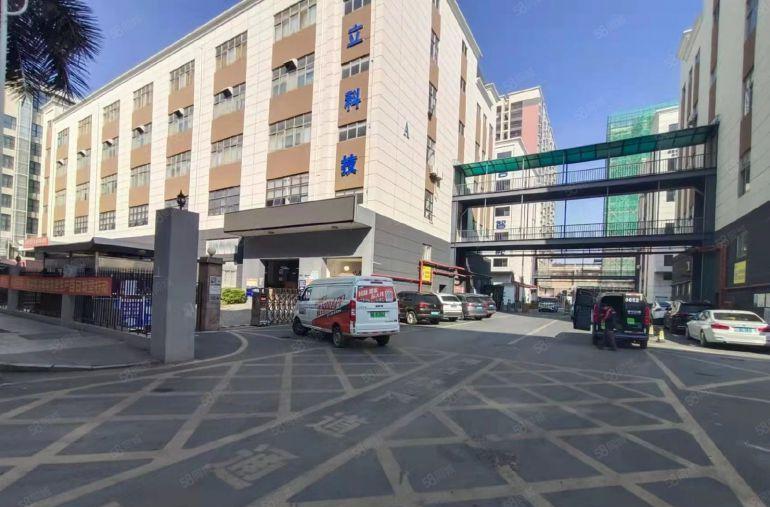 石岩塘头工业园楼上800平厂房出租精装修办公仓库电子设备加工