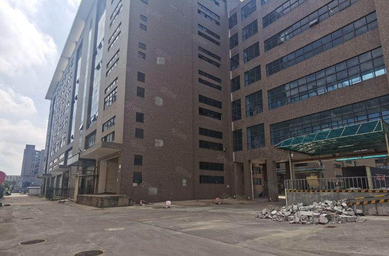 石岩同富裕工业区原房东楼上2000平厂房出租仓库分租实际面积