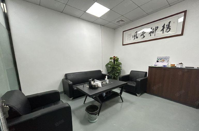 沙井大王山一楼600平厂房仓库出租低价带装修一楼空地大