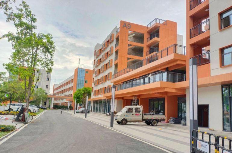 西乡桃花源园区入租就可以补贴单层1500平方适合办公研发电子