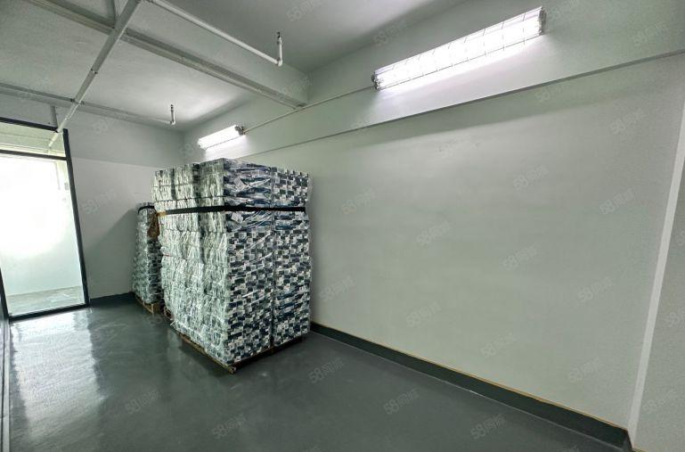 沙井和一楼上130平带两间办公室水电齐全