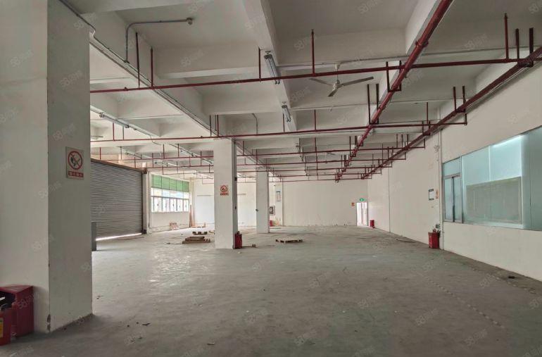 一楼2000平8成使用率可分租位置形象俱佳大型货车出入无忧