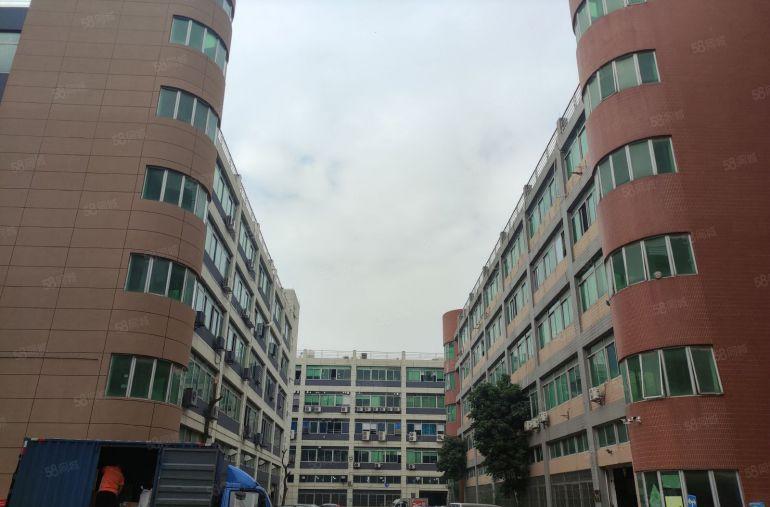 福永地铁站旁一楼1000平方厂房仓库超大空地原房东低价厂房