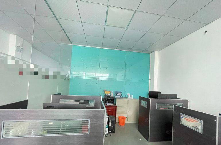 西乡固戍，主干道边，带装修330平厂房出租，出租