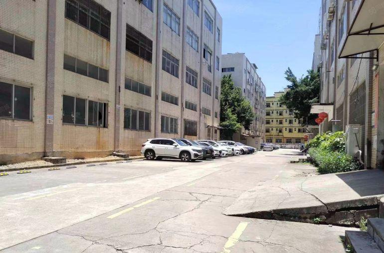 宝安福永怀德附近新空出厂房面积1250平出租