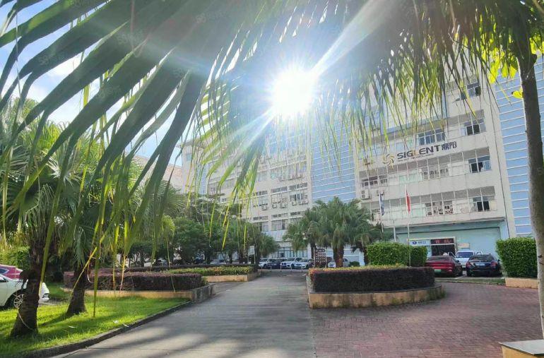 地铁口一楼1700平红本近9成使用率层高6米位置形象俱佳