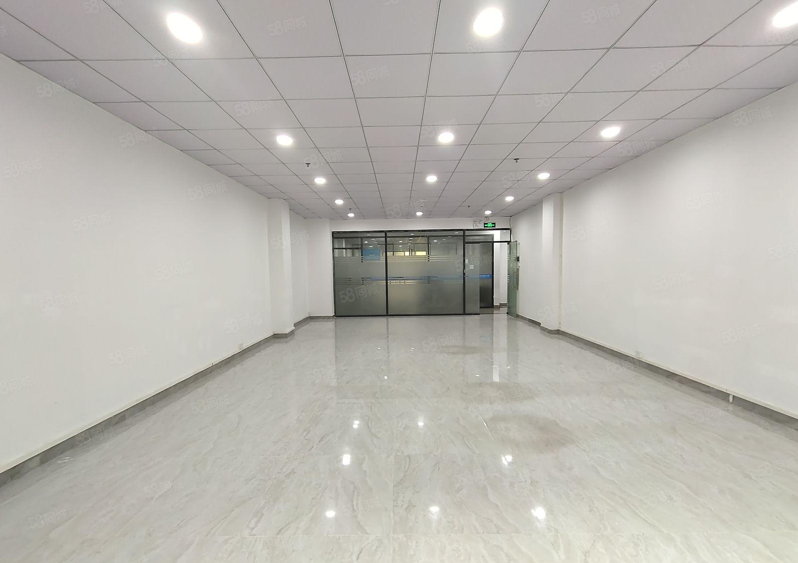 西乡，固戍地铁站附近，60平90平带隔间，精装修办公仓库出租