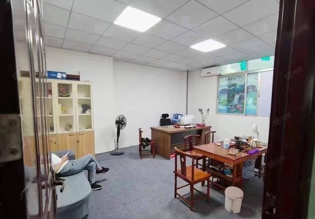 福永800平方平方厂房出租现成装修水电到位使用率高