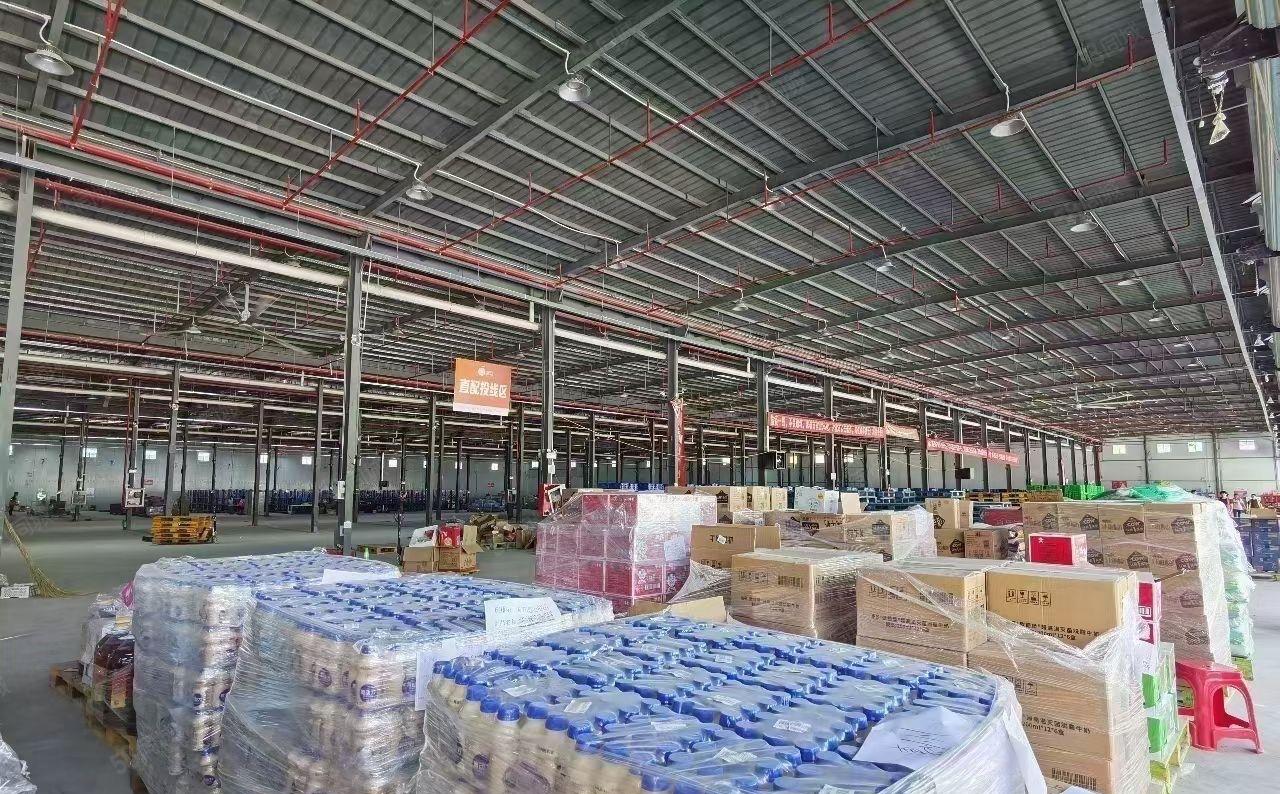 石岩高速口新出单一层高度7米高2800平方厂房仓库招租带装修