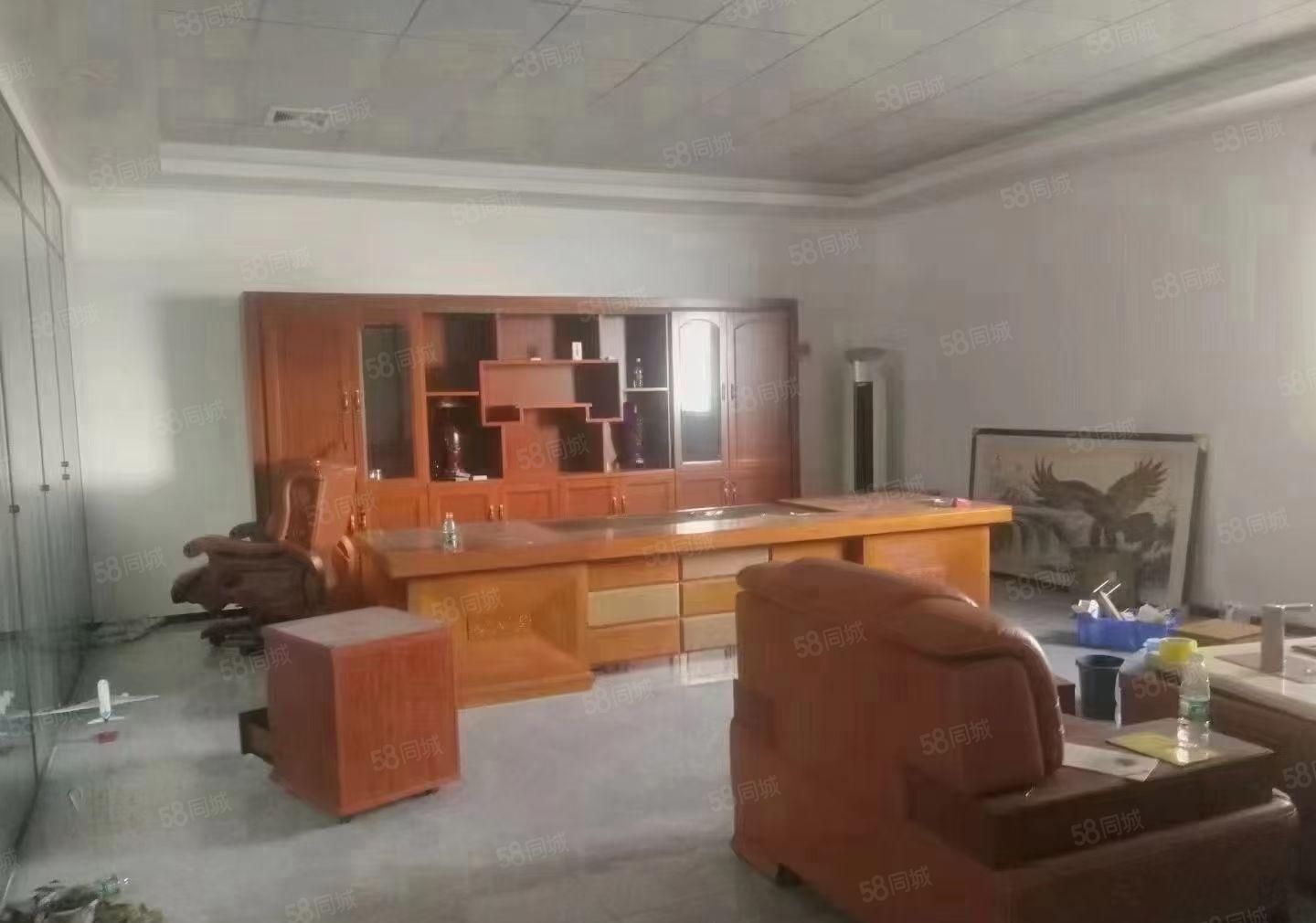 沙井西环电子城旁一楼1450平方米精装修厂房招租