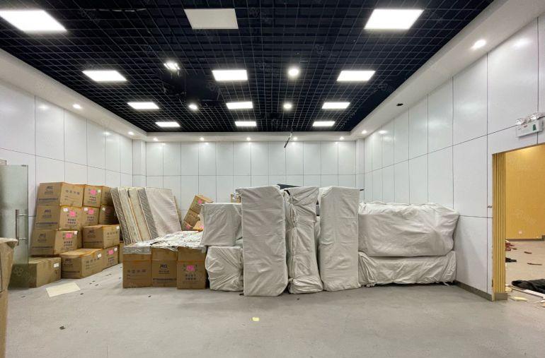 西乡固戍原房东工业园，一楼带装修330平厂房出租，租金便宜