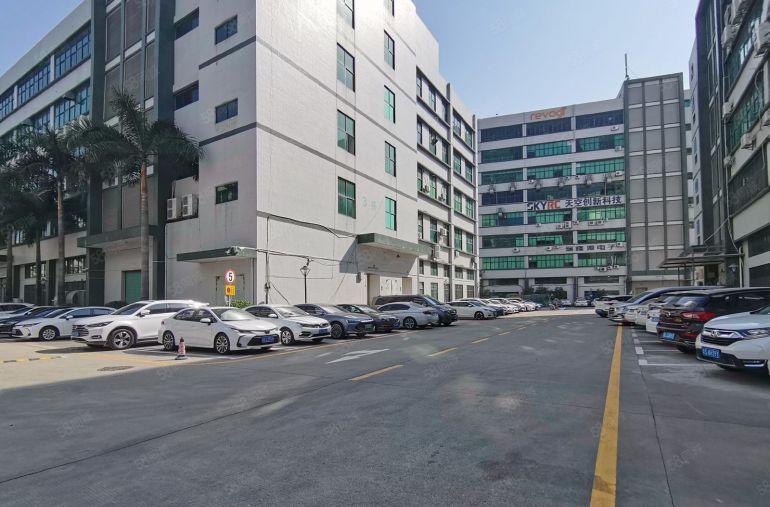 100平起租石岩原房东一楼二楼各1000平带装修厂房仓库出租