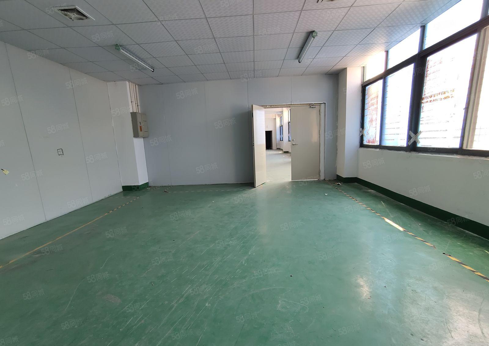 西乡宝田工业区，楼上1030平精装修厂房，一应俱全，拎包生产