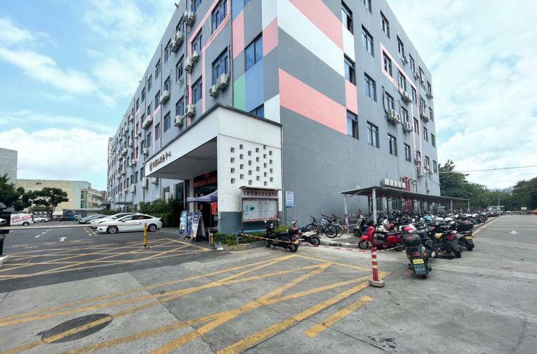 福永机场一楼整层2000平厂房仓库低价出租可分租合租独门独院