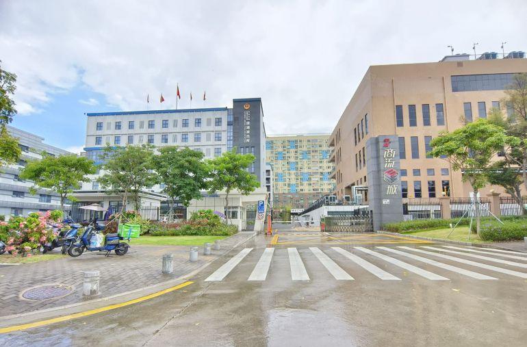 沙井厂房出租2000平方500平起分精装修无尘车间无需转让费