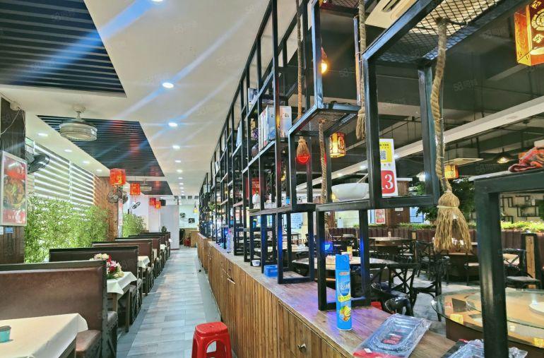 地铁口1楼靓装1250平可办公研发汽展汽配餐饮物流等