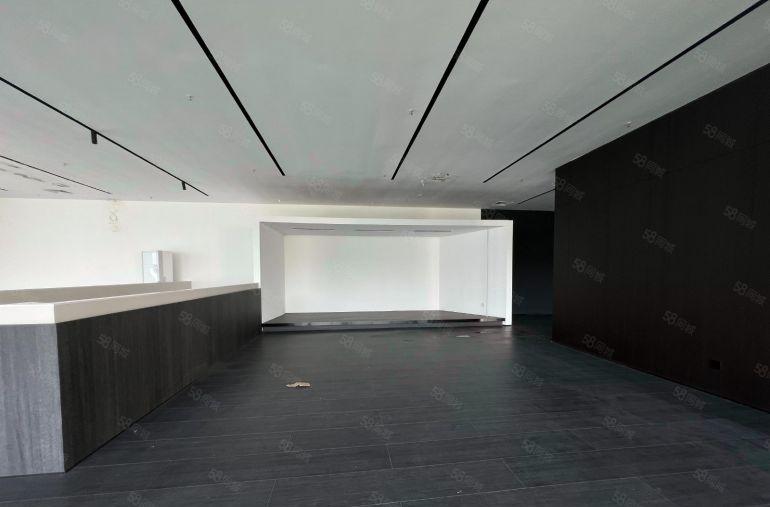 西乡固戍红本厂房10000平仓库出租500可租带精装修好招工