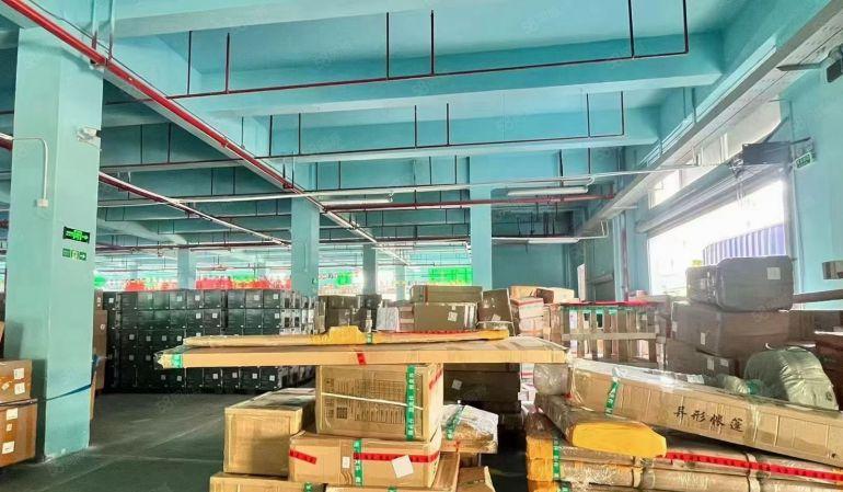 300平起福永地铁口一楼1000平厂房仓库出租物流电商仓储