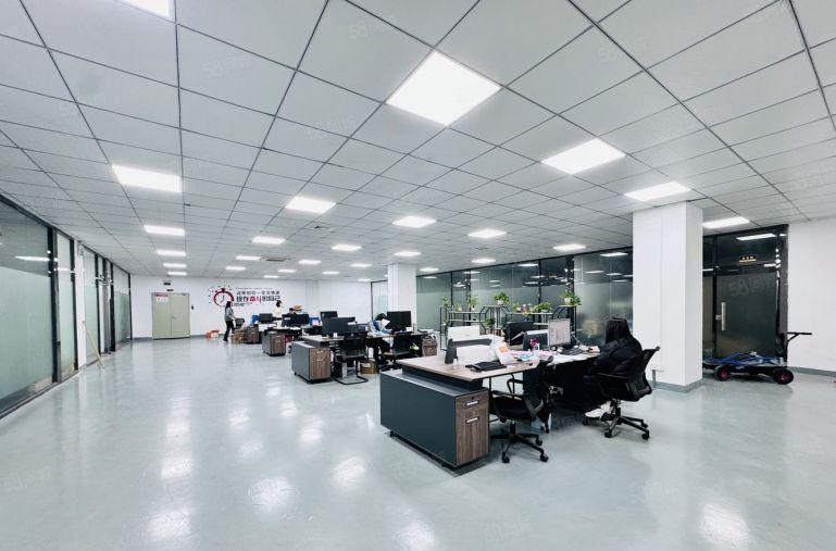 石岩原房东楼上1000平精装修大型工业园区厂房低价厂房出租