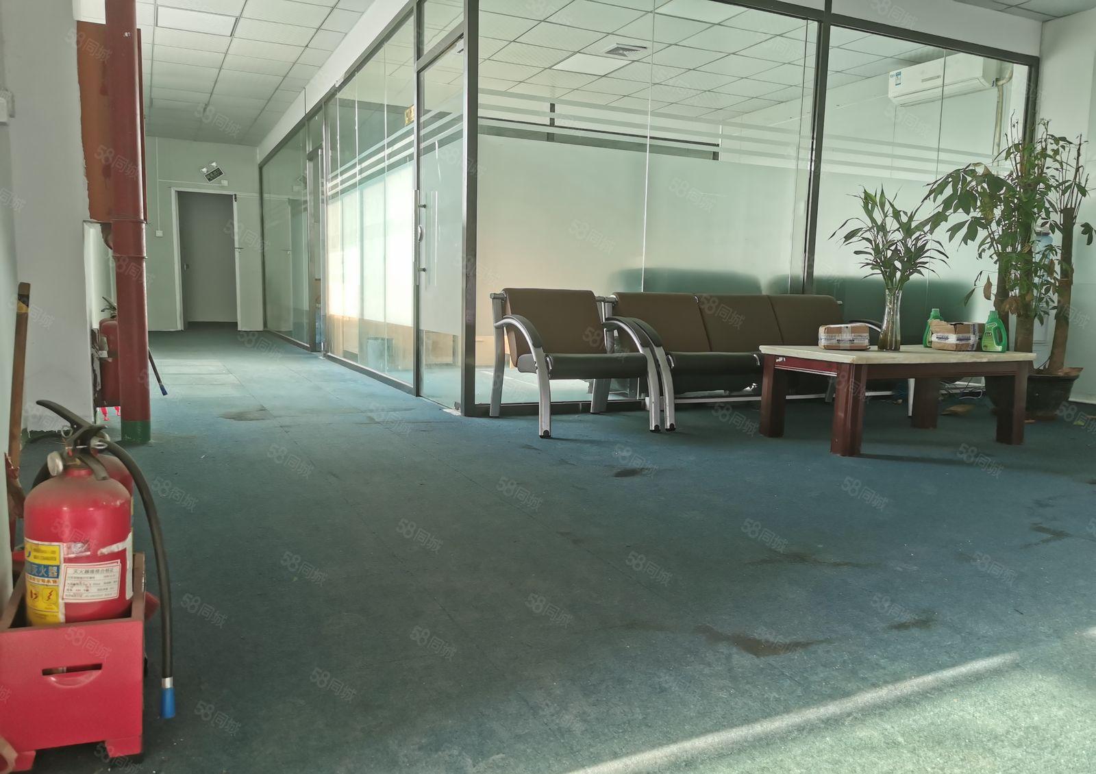 福永桥头地铁口附近楼上整层1200平带无尘装修出租