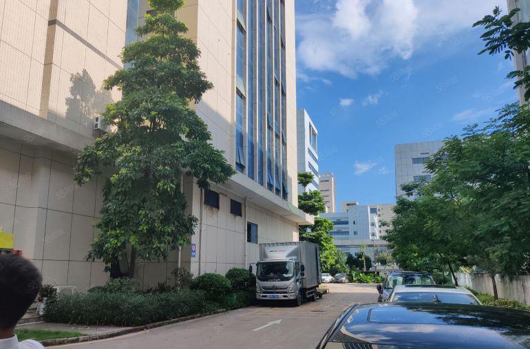 横岗燕川大型工业园二楼1680平方厂房出租带豪华办公室可补贴