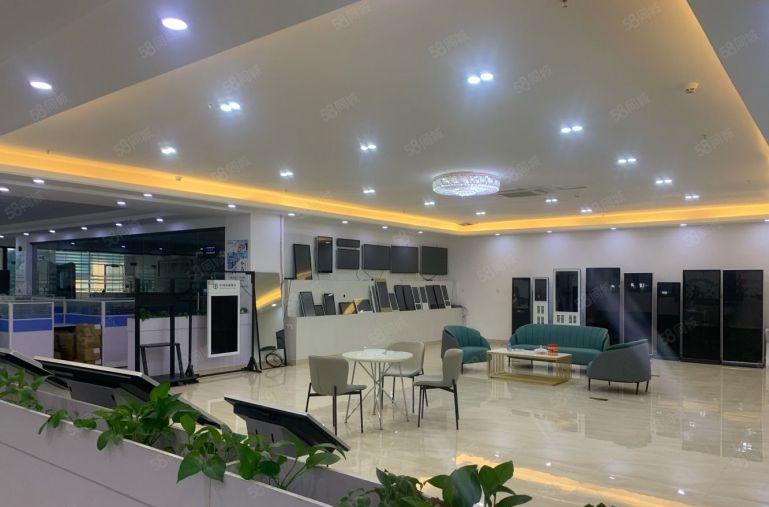 石岩汽车站新出12000平方独门独院精装修原房东厂房出租