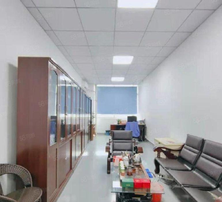 宝安黄田地铁口旁1000平精装可生产电商贸易办公室厂房出租