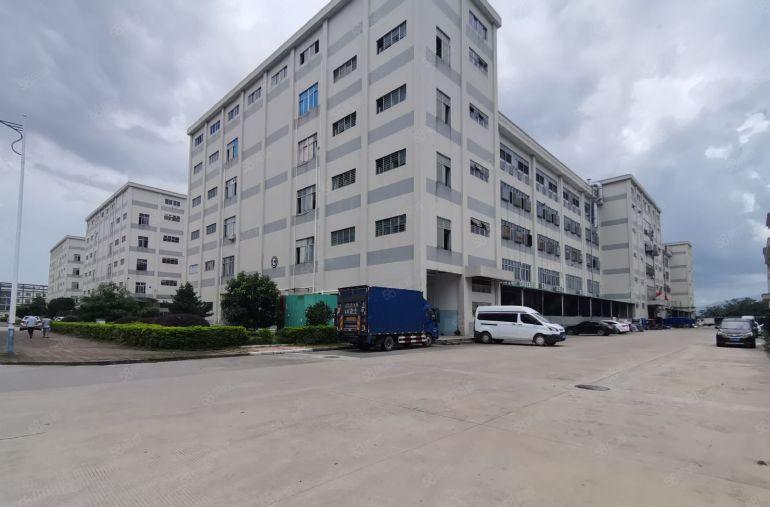 石岩地铁口电商产业园2200平厂房仓库出租