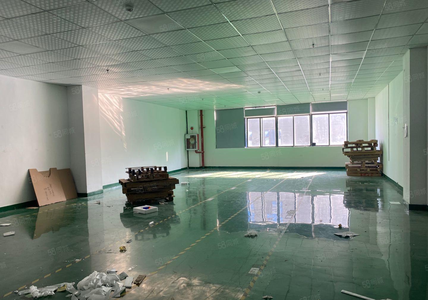 宝安西乡黄田原房东大型园区空出3001500平带装修厂房