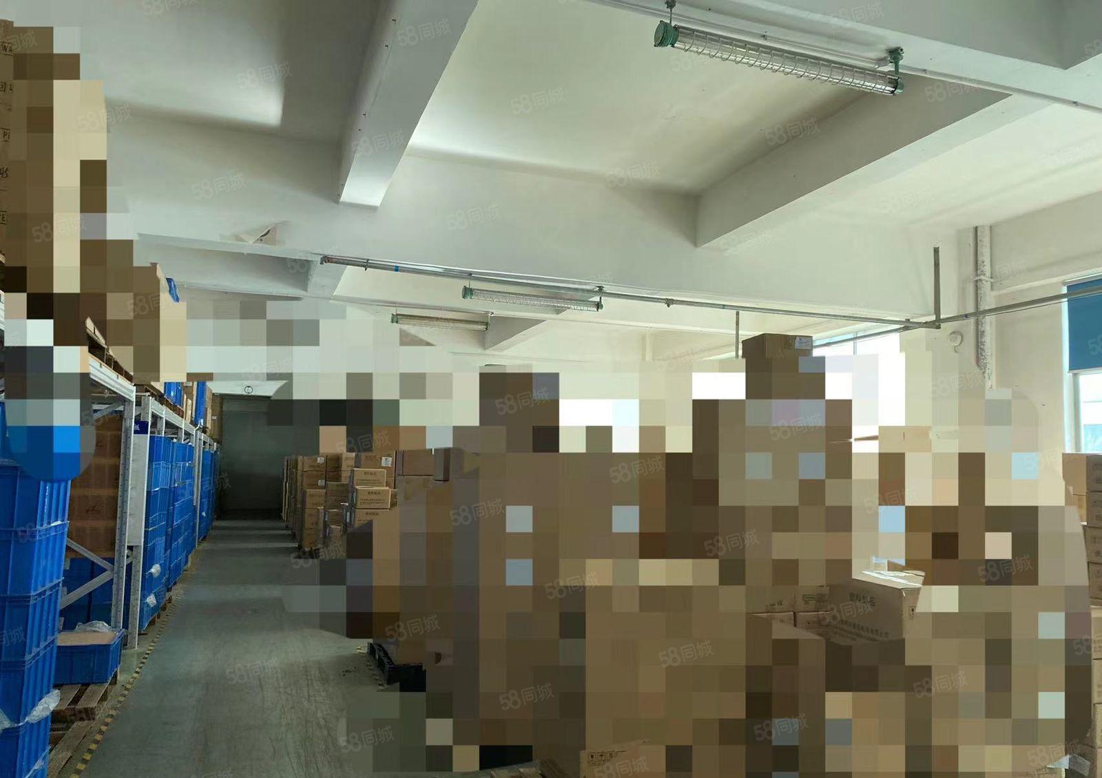 松岗燕山大道旁原房东三楼1300平实用面积可做纸箱厂房出租