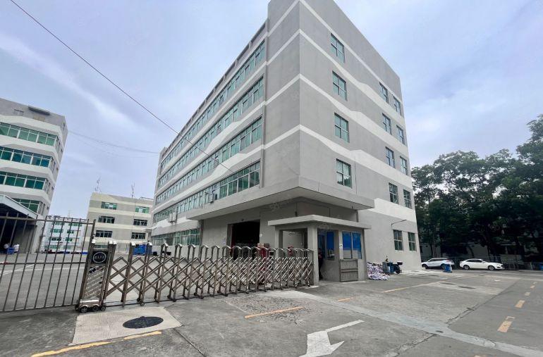 石岩原房东直租地铁口12000平独院厂房仓库出租分租