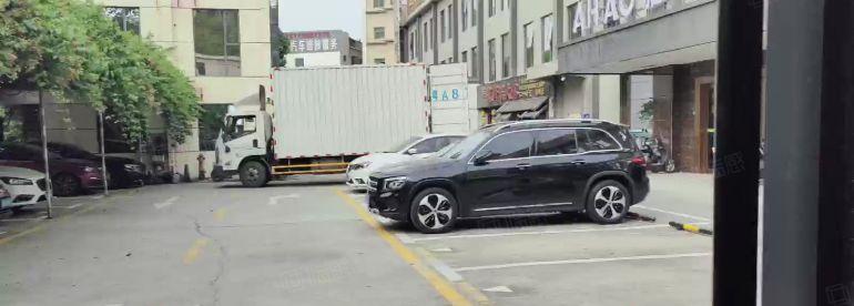 西乡固戍地铁口，一手房东直租，独栋办公室800平精装修！