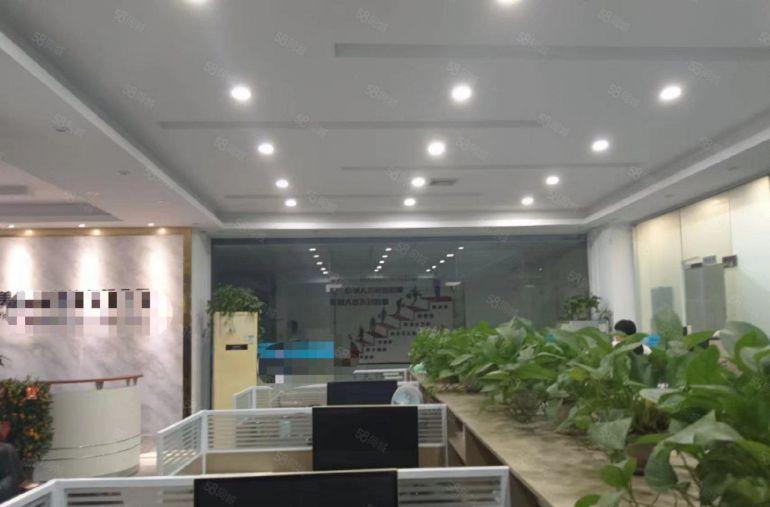 石岩北环新出楼上1380平米精装修无尘车间原房东出租