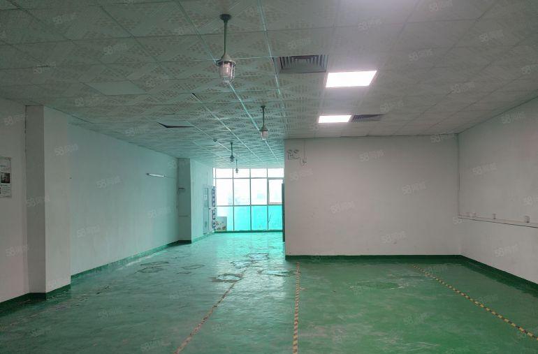 沙井后亭地铁口附近楼上400平单位独立好利用有独立卫生间