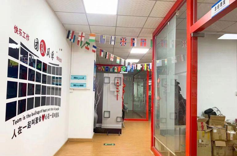 石岩地铁口楼上800平米精装修厂房无转让费出租办公室仓库分租