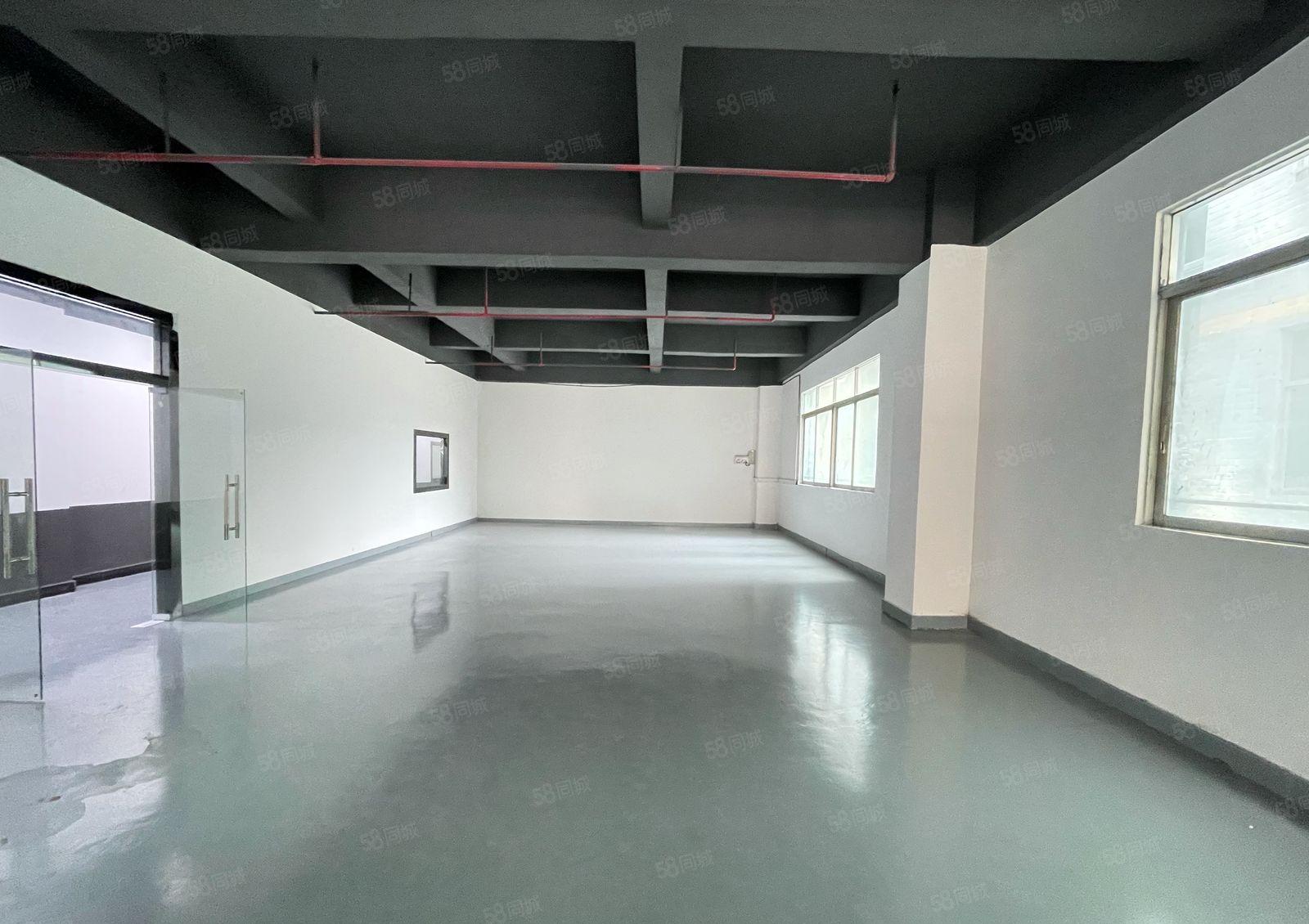 西乡固戍工业区，带装修140平365平厂房出租，全新地平漆