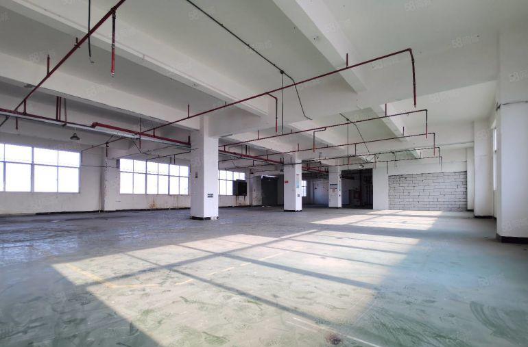 石岩水田原房东直租200平起租，二楼整层1800平，地铁口边