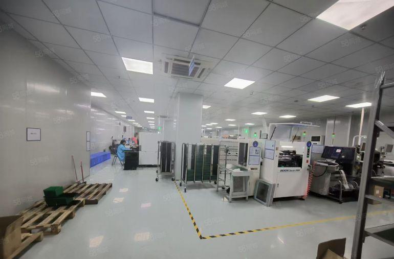 西乡固戍地铁口附近楼上精装修无尘车间600平方租金29可谈