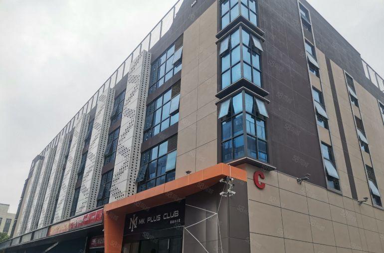 福永福海楼上1000平低价厂房出租工业园仓库分租空地大地铁口