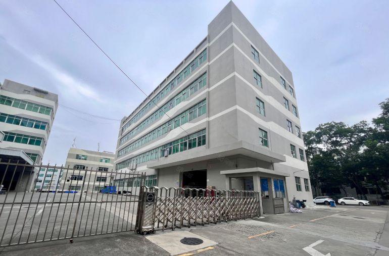 石岩原房东直租地铁口12000平独院厂房仓库出租分租