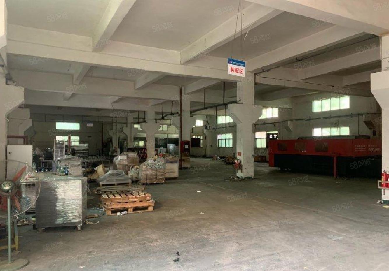 松岗地铁站新出8000平独门独院原房东带红本厂房出租可分出租