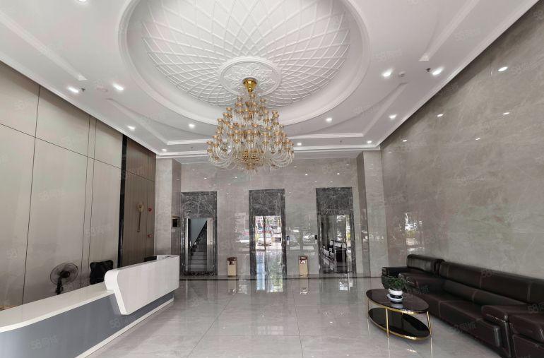 宝安兴东地铁口100平方200平方500平方带精装修厂房出租