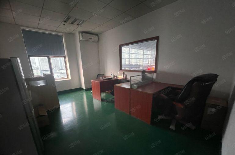 福永大洋田靠地铁站附近550平带装修厂房仓库出租