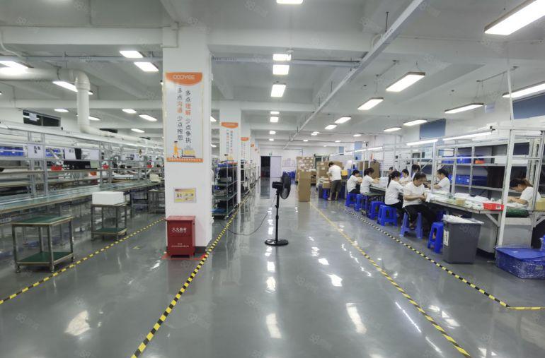 松岗大田洋楼上整层1000平方带精装修原房东低价仓库厂房出租