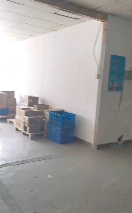 西乡地铁口精装厂房仓库50平100平200平300至5000
