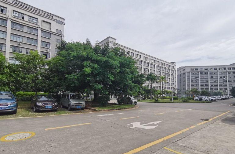 宝安区福永新出1000平至5000平待装修厂房仓库出租独院