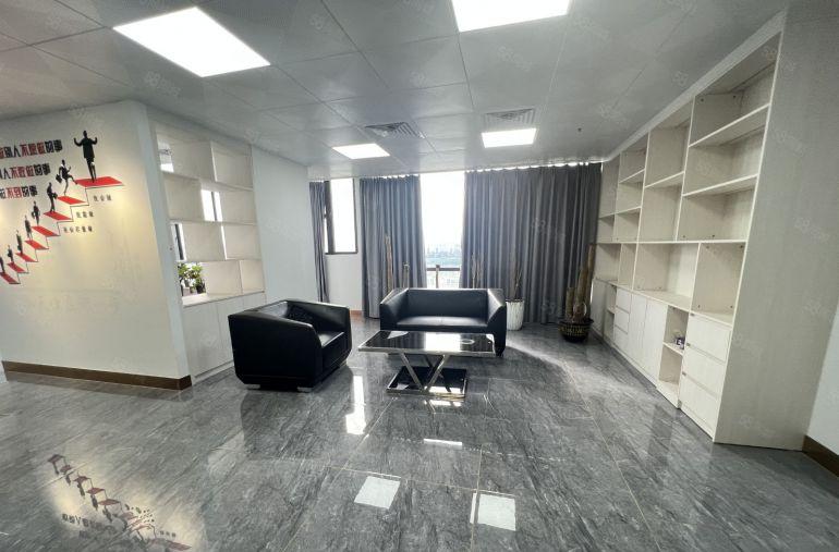 宝安沙井地铁口研发办公室厂房1250平方出租带高新补贴精装修