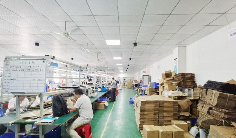 松岗谭海酒店107国道边一手房东厂房出租独院2层2400平米